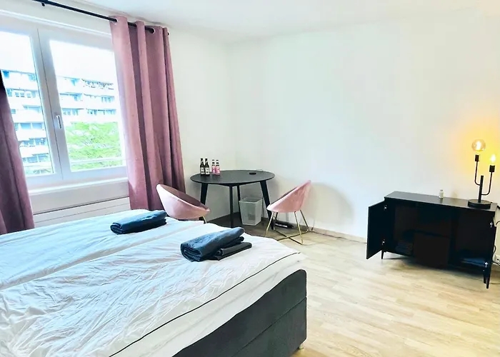 In Zurich! * Zürich